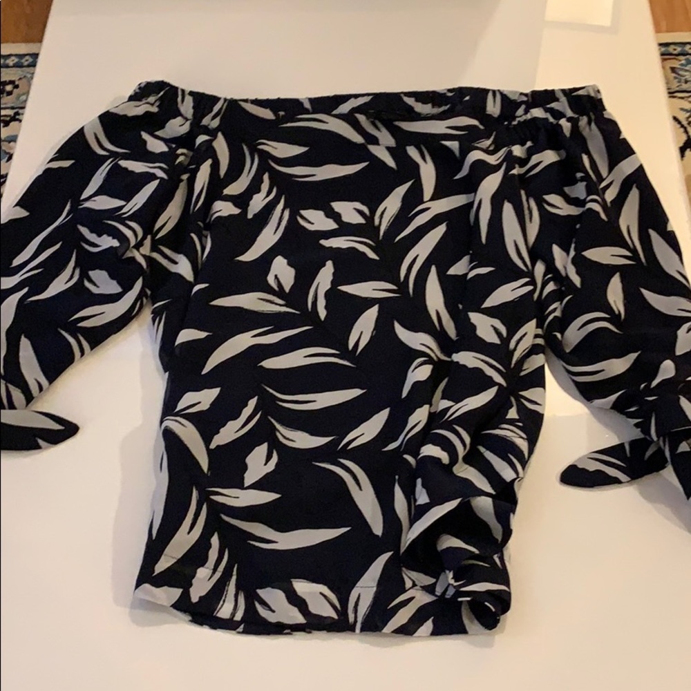 Ann Taylor off the shoulder top